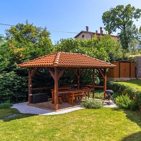 Pobri Design Apartments Волоско Экстерьер фото